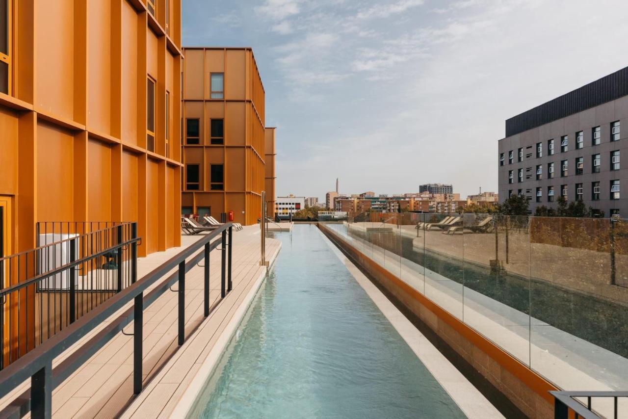 For Students Studying In Only - Stunning Spacious And Private At Pallars Student Apartment Barcelona