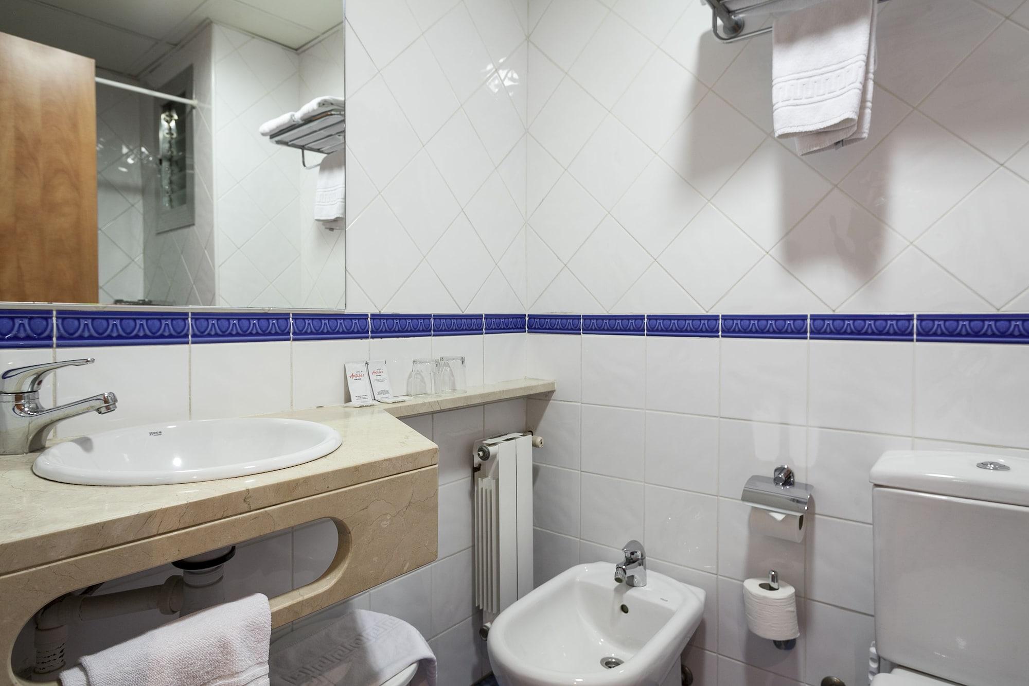 Acta Antibes 2* Barcelona
