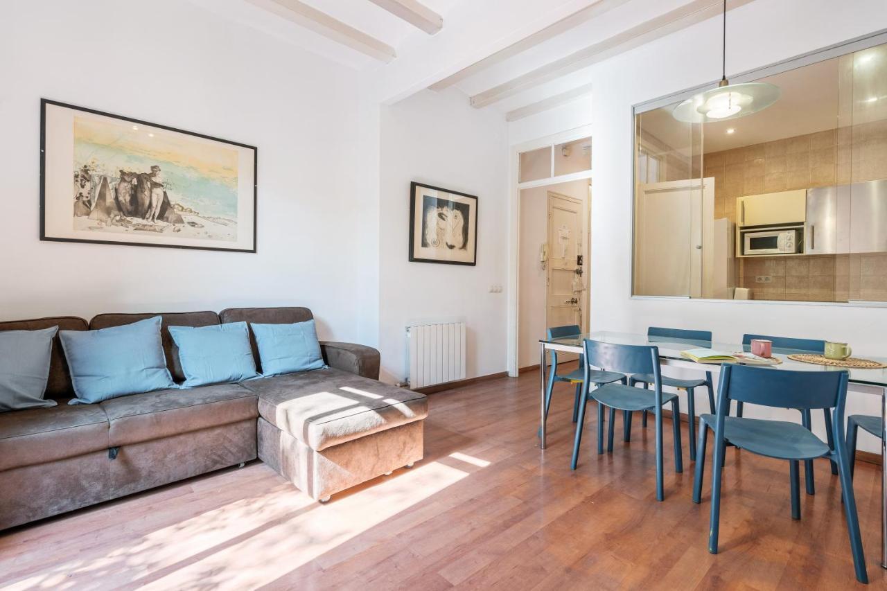 Fridays Flats Charming In Clot Apartment Barcelona