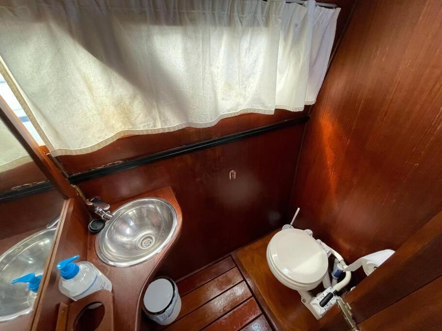 Barco Acogedor - Cosy Boat - *