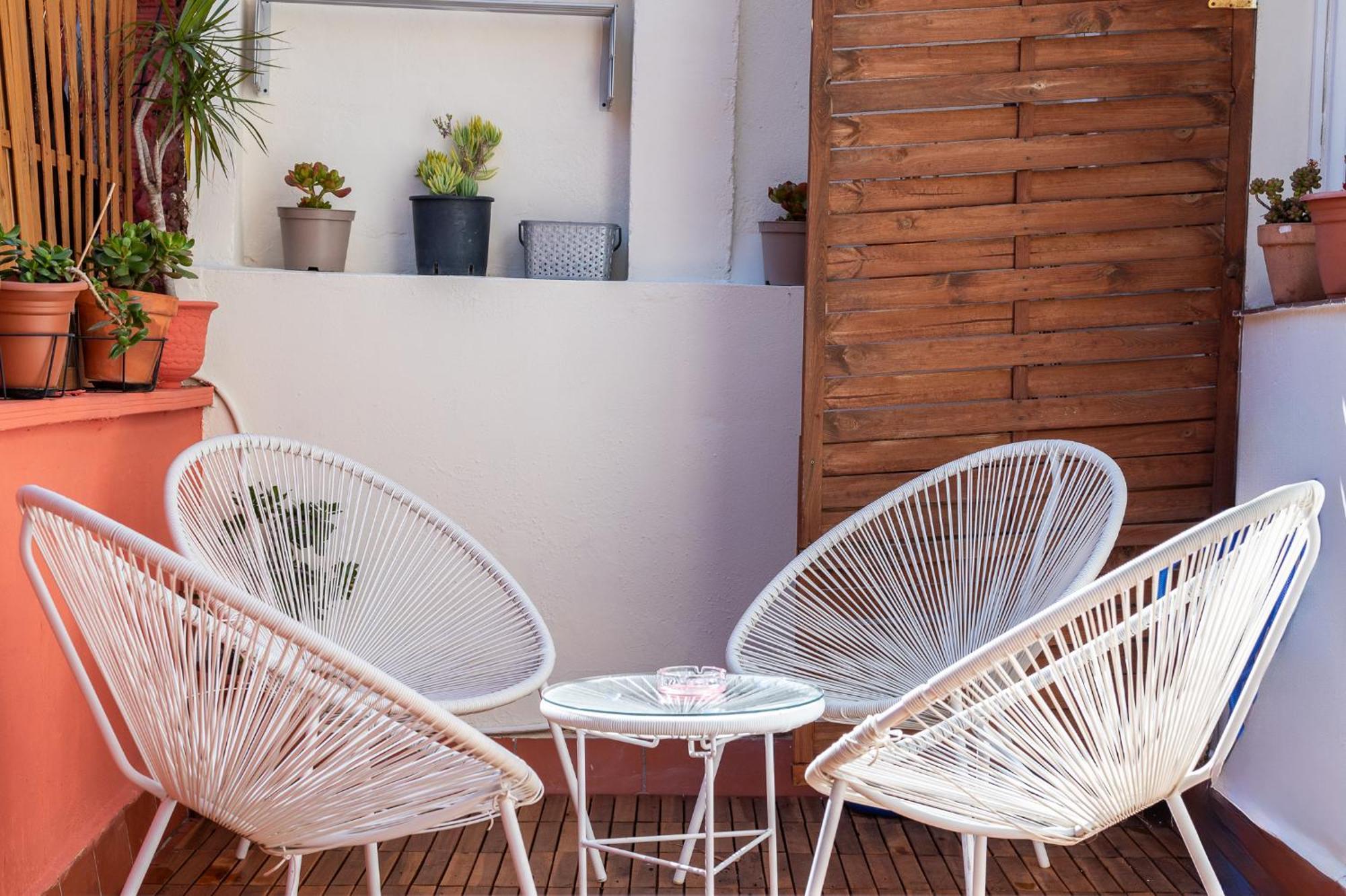 Spacious & Sunny With Terrace In The Center Barcelona