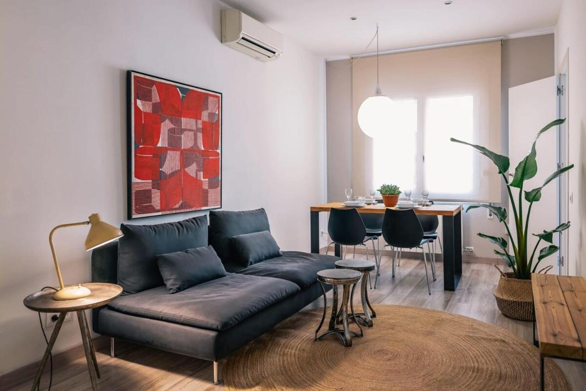 Comfortable 3-bedroom Next To Sagrada Familia