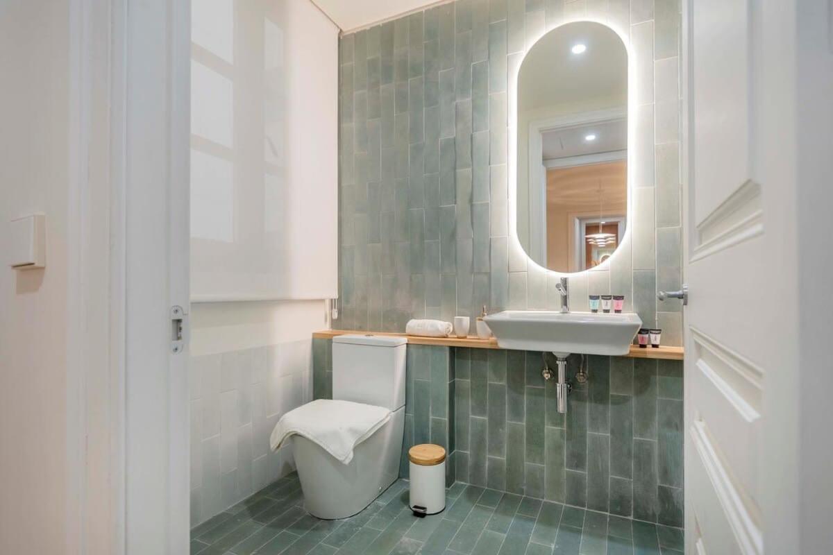 Amazing 5 Bedrooms 5 Bathrooms By Plaza Catalunya Appartement