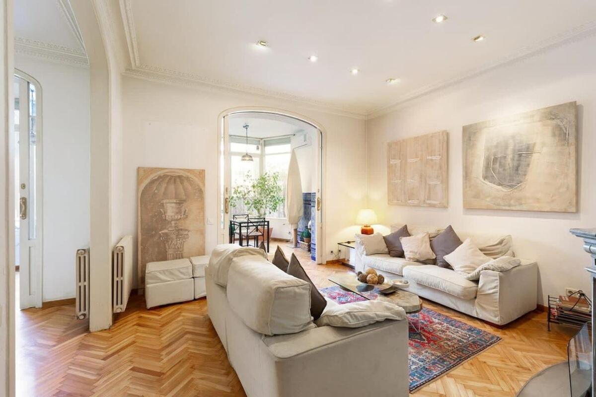 Huge Historic 5bd With Private Terrace! *