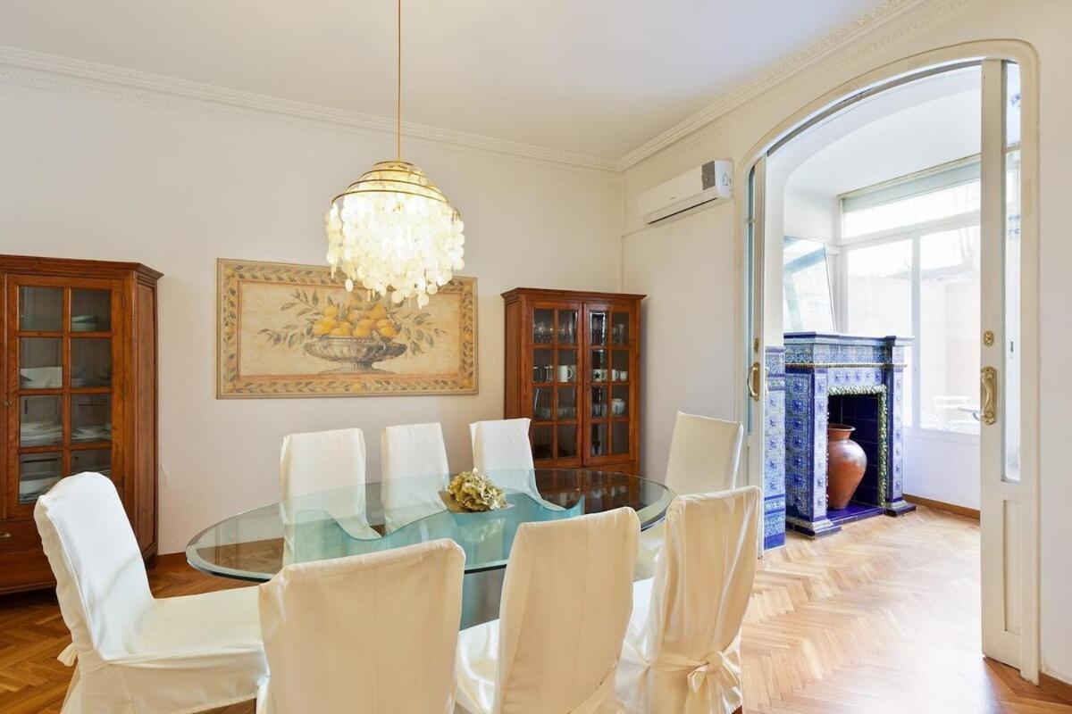 Apartment Huge Historic 5bd With Private Terrace! Barcelona