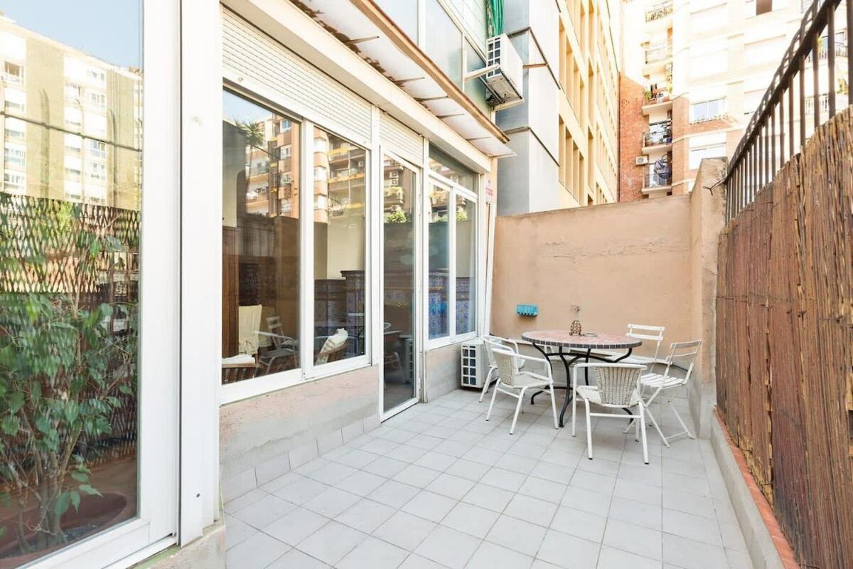 Huge Historic 5bd With Private Terrace! * Barcelona