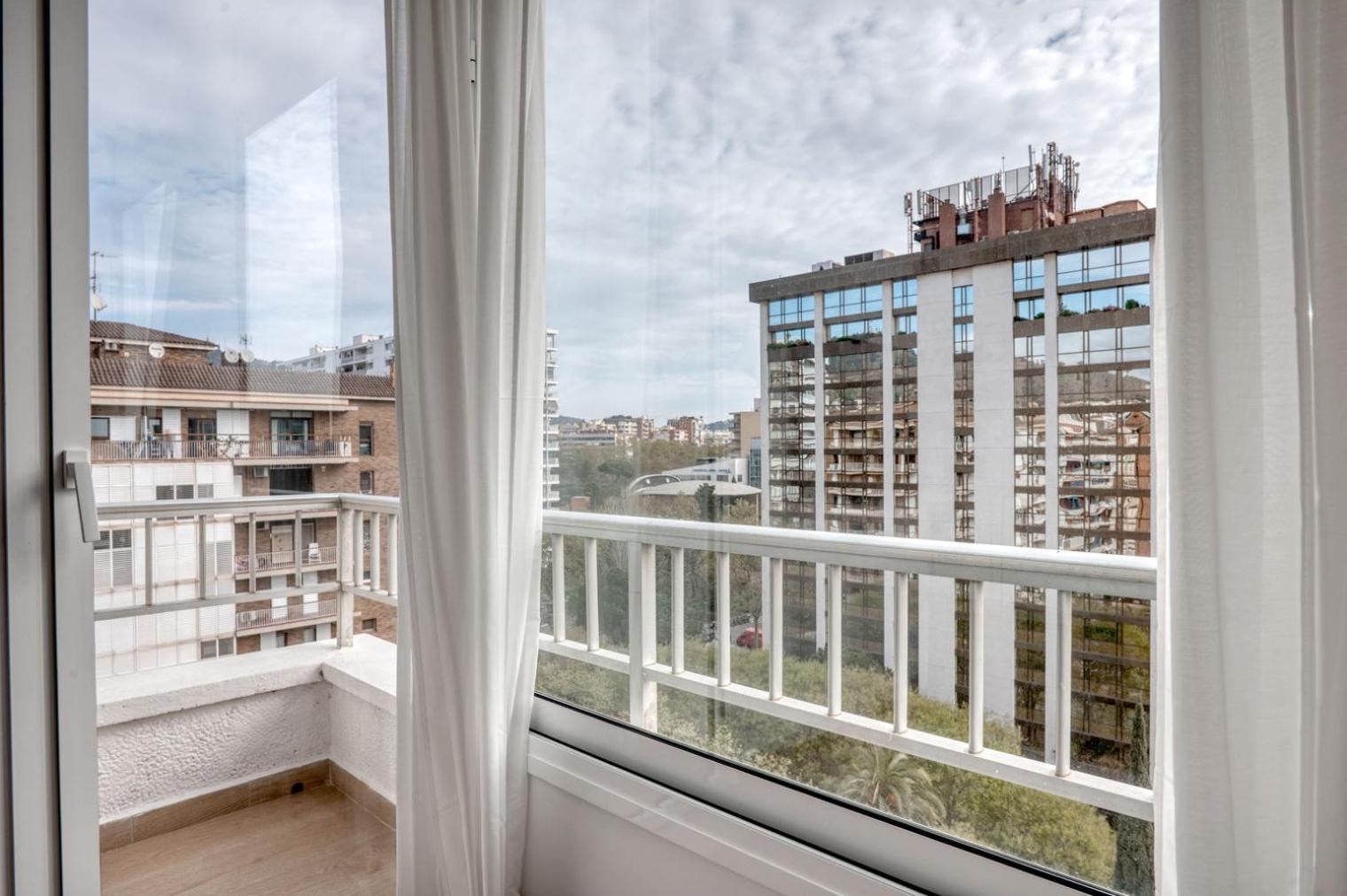 Blueground Pedralbes Furnished Bcn-92 * Barcelone
