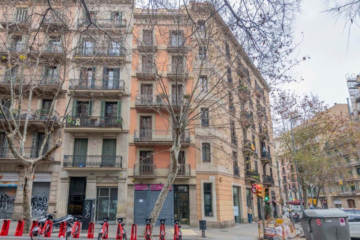 Exclusive 2 Bedroom In The Center * Barcelona