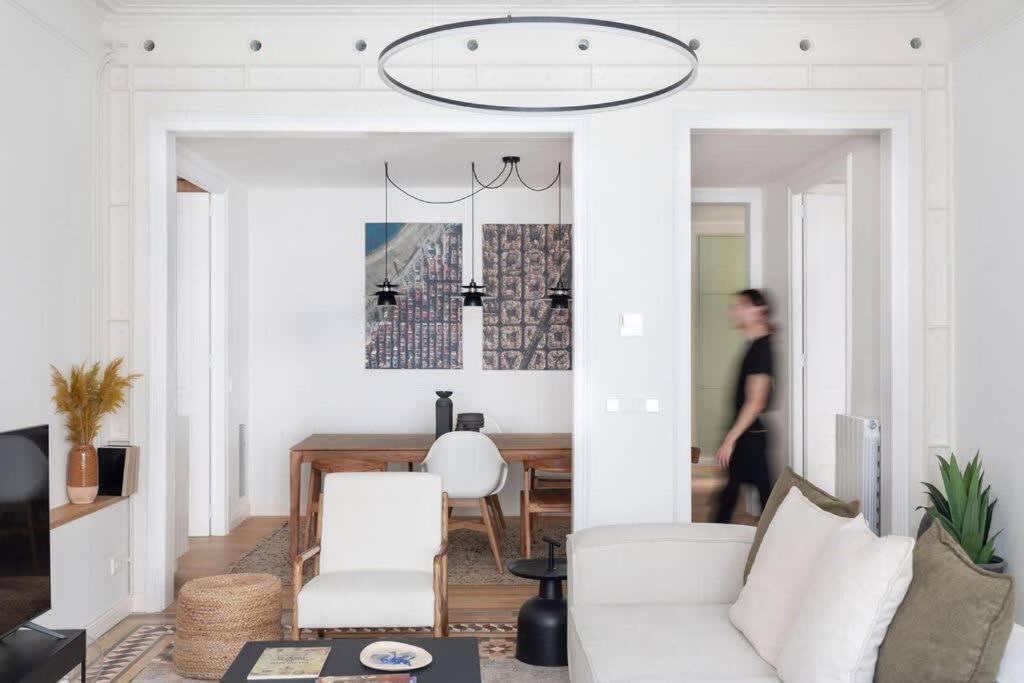 Amazing 5 Bedrooms 5 Bathrooms By Plaza Catalunya Appartement Barcelone