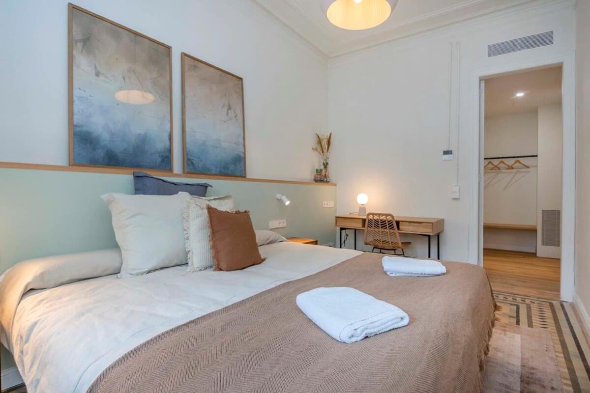 Amazing 5 Bedrooms 5 Bathrooms By Plaza Catalunya Barcelone