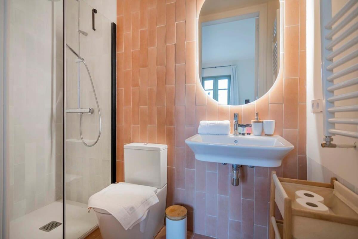 Amazing 5 Bedrooms 5 Bathrooms By Plaza Catalunya *