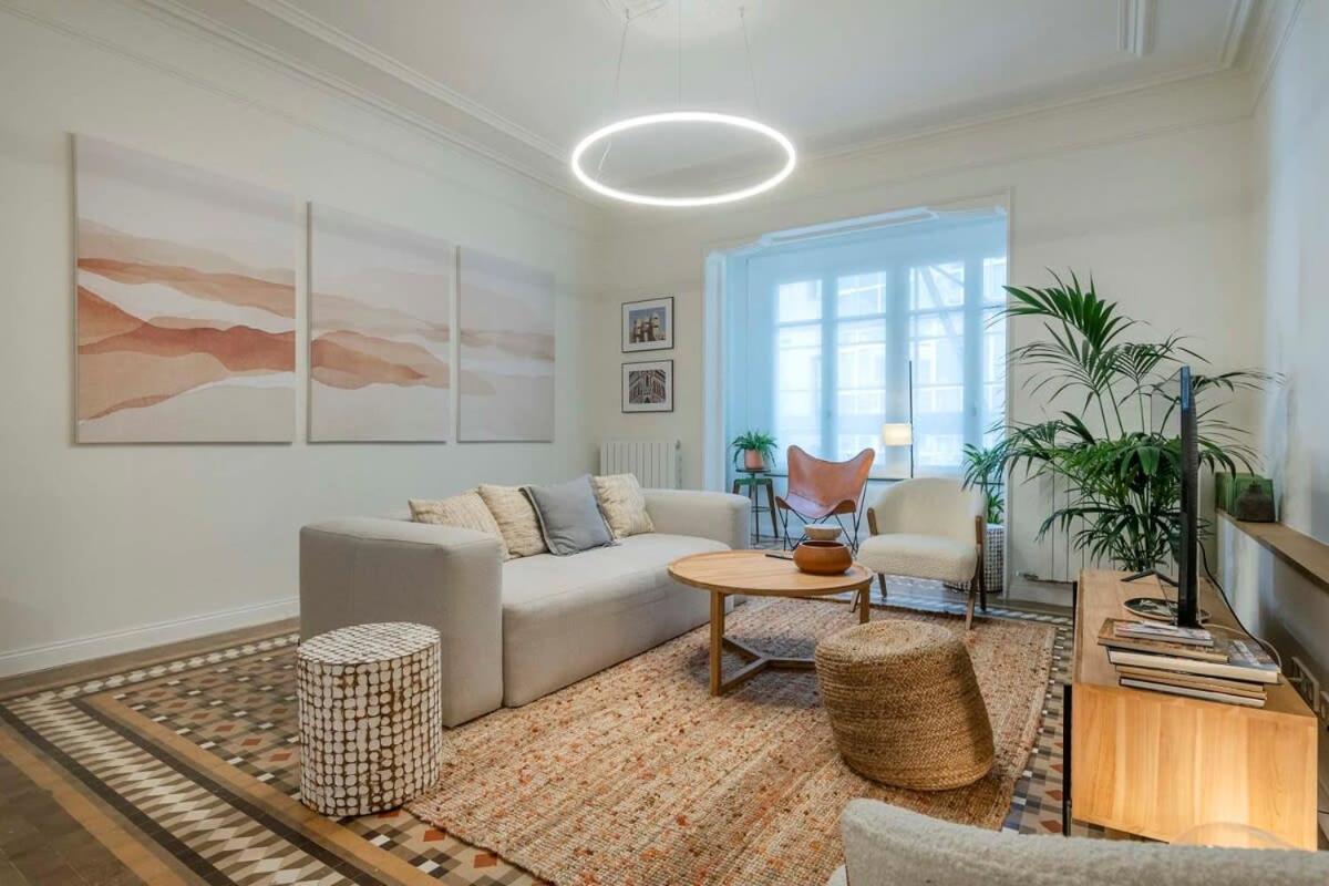 Amazing 5 Bedrooms 5 Bathrooms By Plaza Catalunya Barcelone