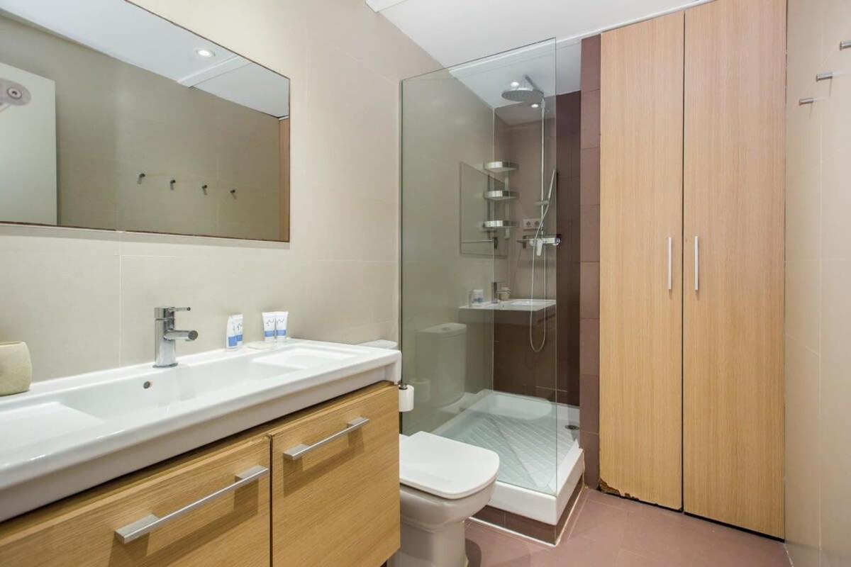Appartement Bright And Modern 4bedroom With Terrace In Ramblas P1 *