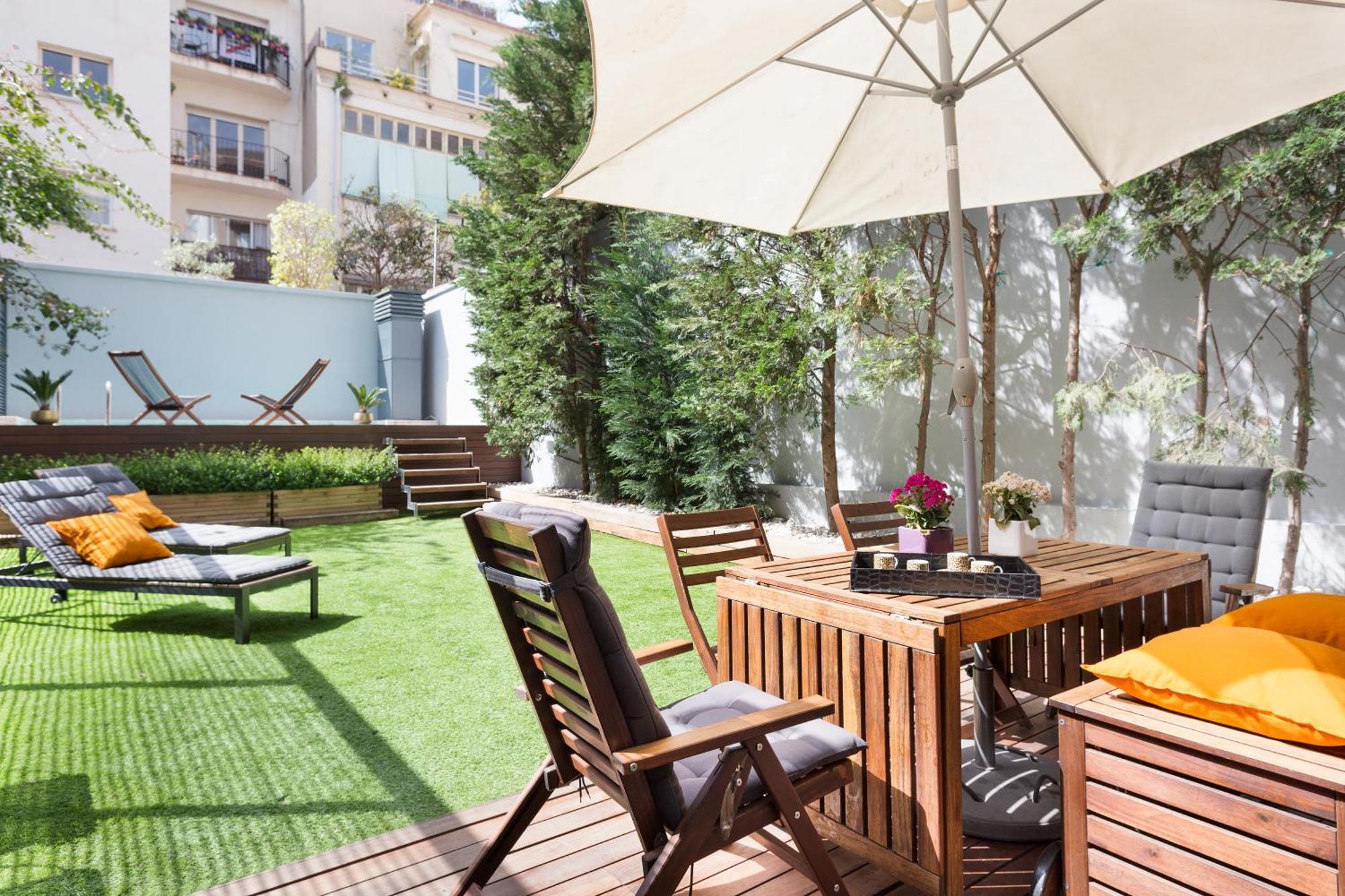 My Space Emirates - Modern Duplex With Private Garden And Swimming Pool Apartment *