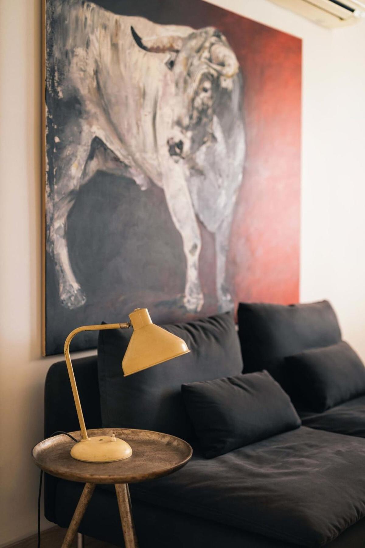 Comfortable 3-bedroom Next To Sagrada Familia