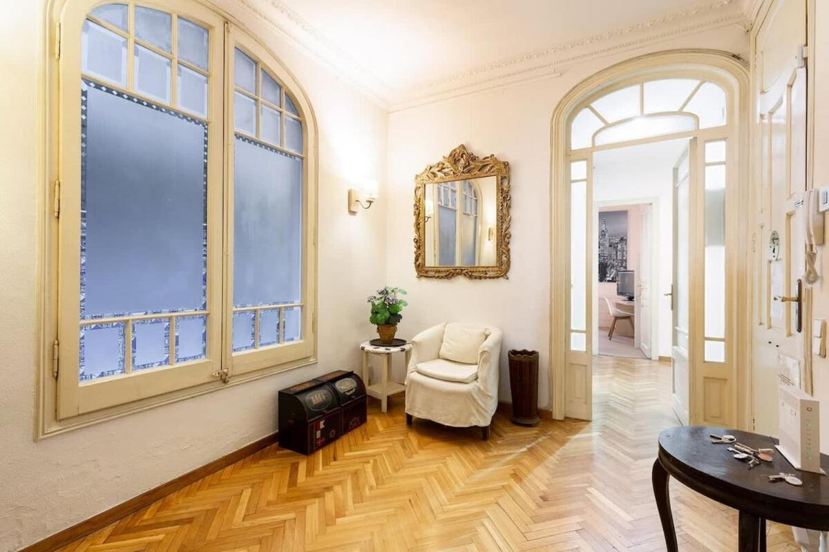 Huge Historic 5bd With Private Terrace! Apartment *