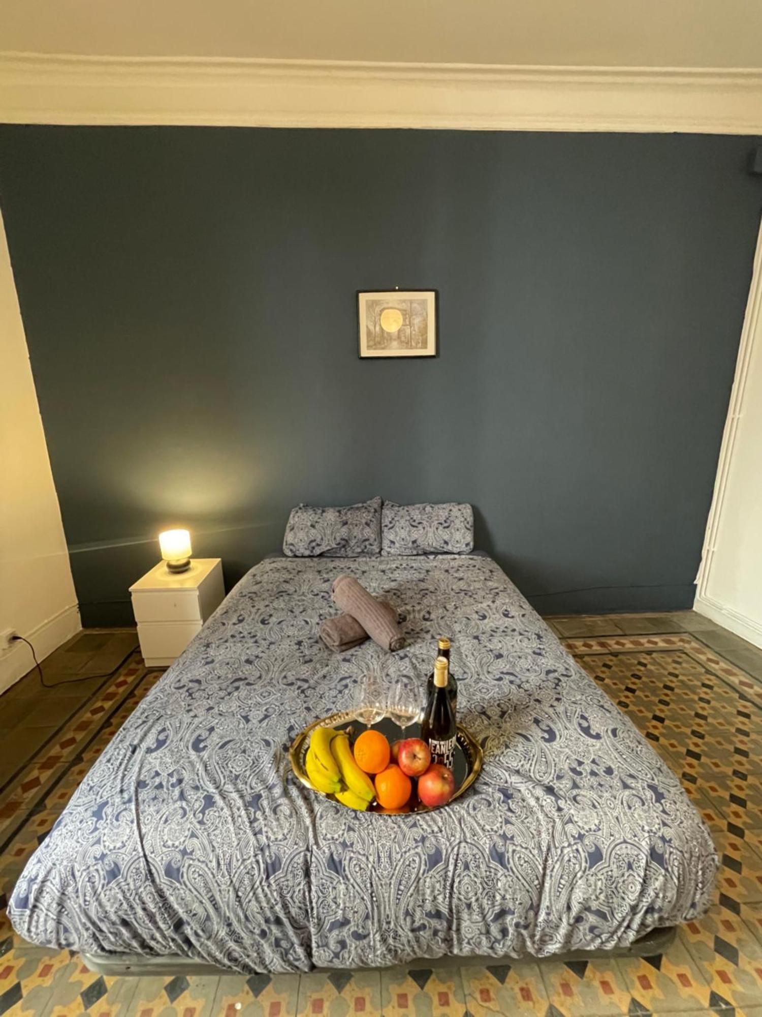 Banys Nous 3 Bed and breakfast