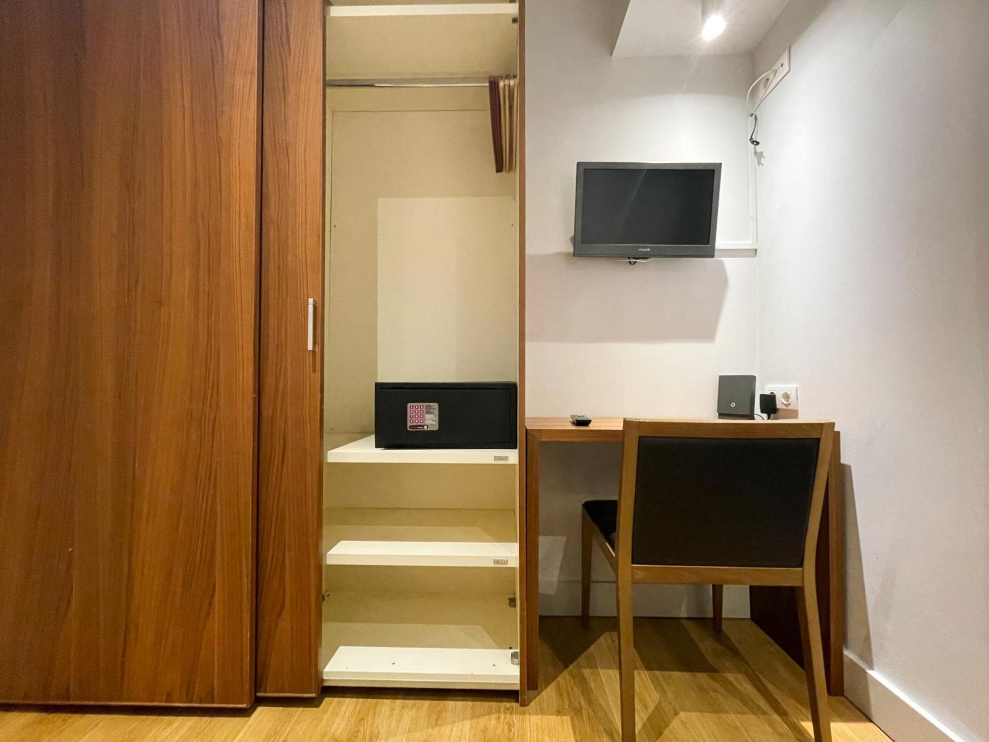 Boutique Pare Lainez- 2 Bedroom Sagrada Famlia With Balcony Appartement Barcelone