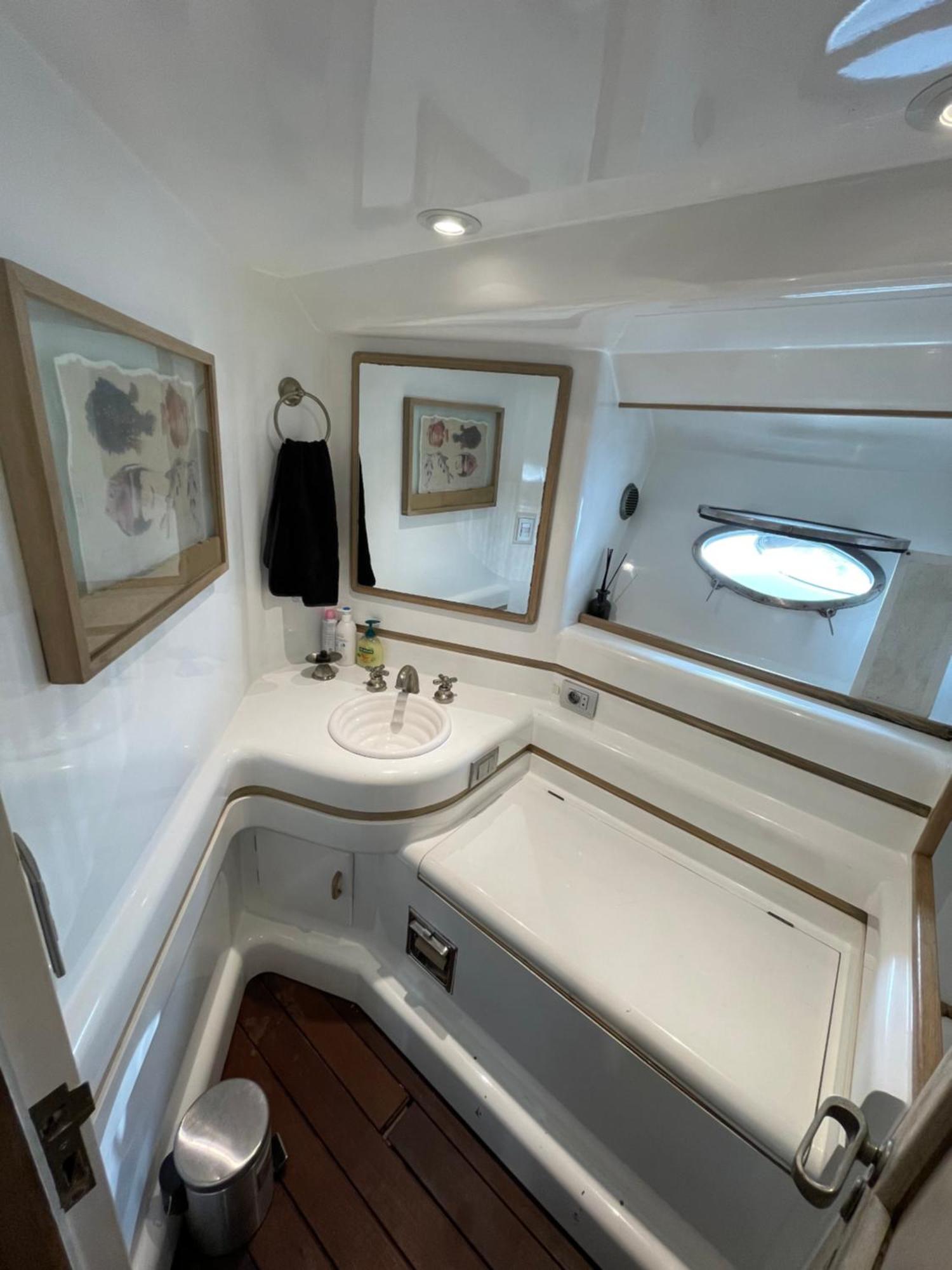Bateau-hôtel Yate Stv Barcelone