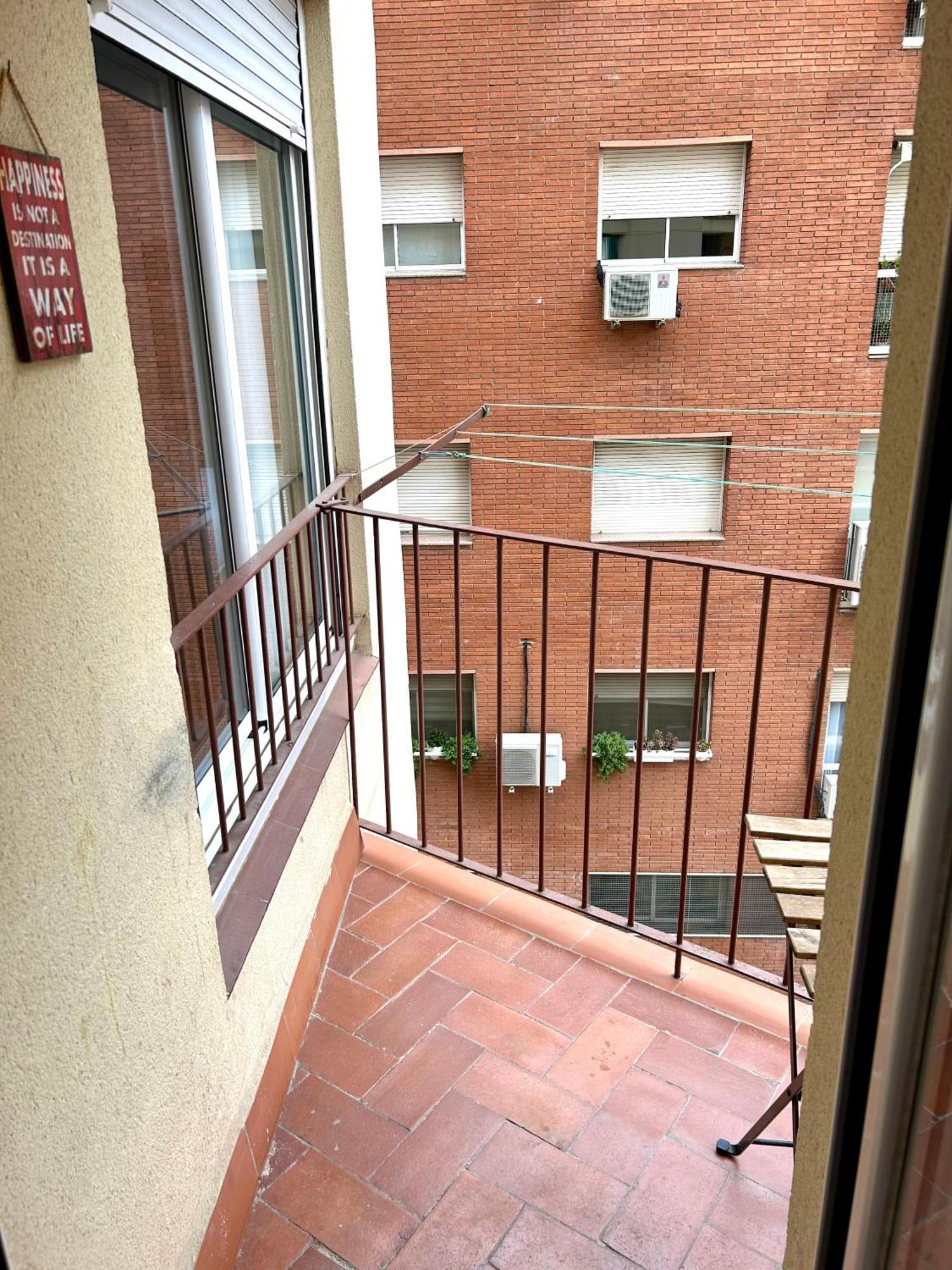 Carrer D'olesa Appartement
