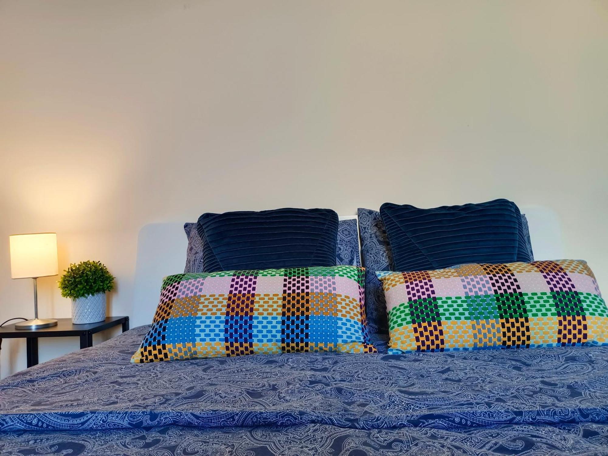Hostal By Urquinaona Rooms *