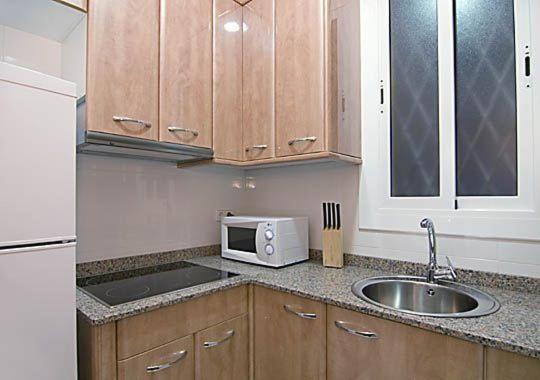 Rent4Days Sagrada Familia Apartments *