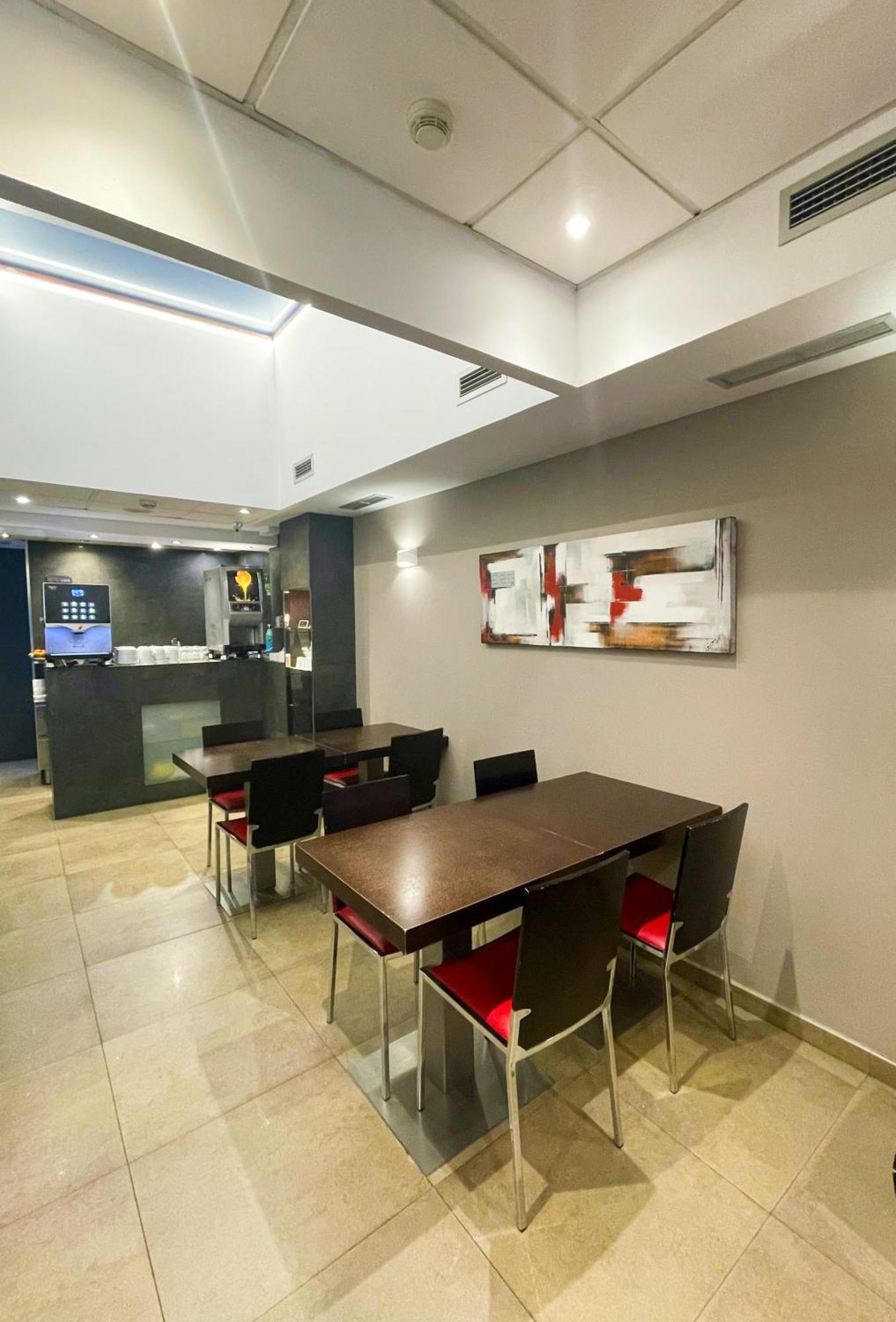 Sm Sant Antoni Hotel 3*