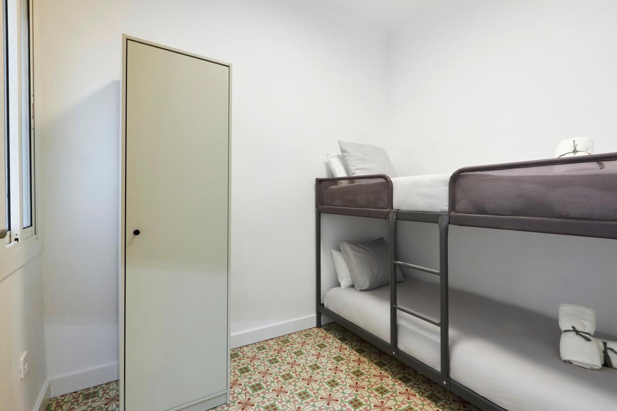 Comfortable Apartment Next To Apolo Theater * Barcelona
