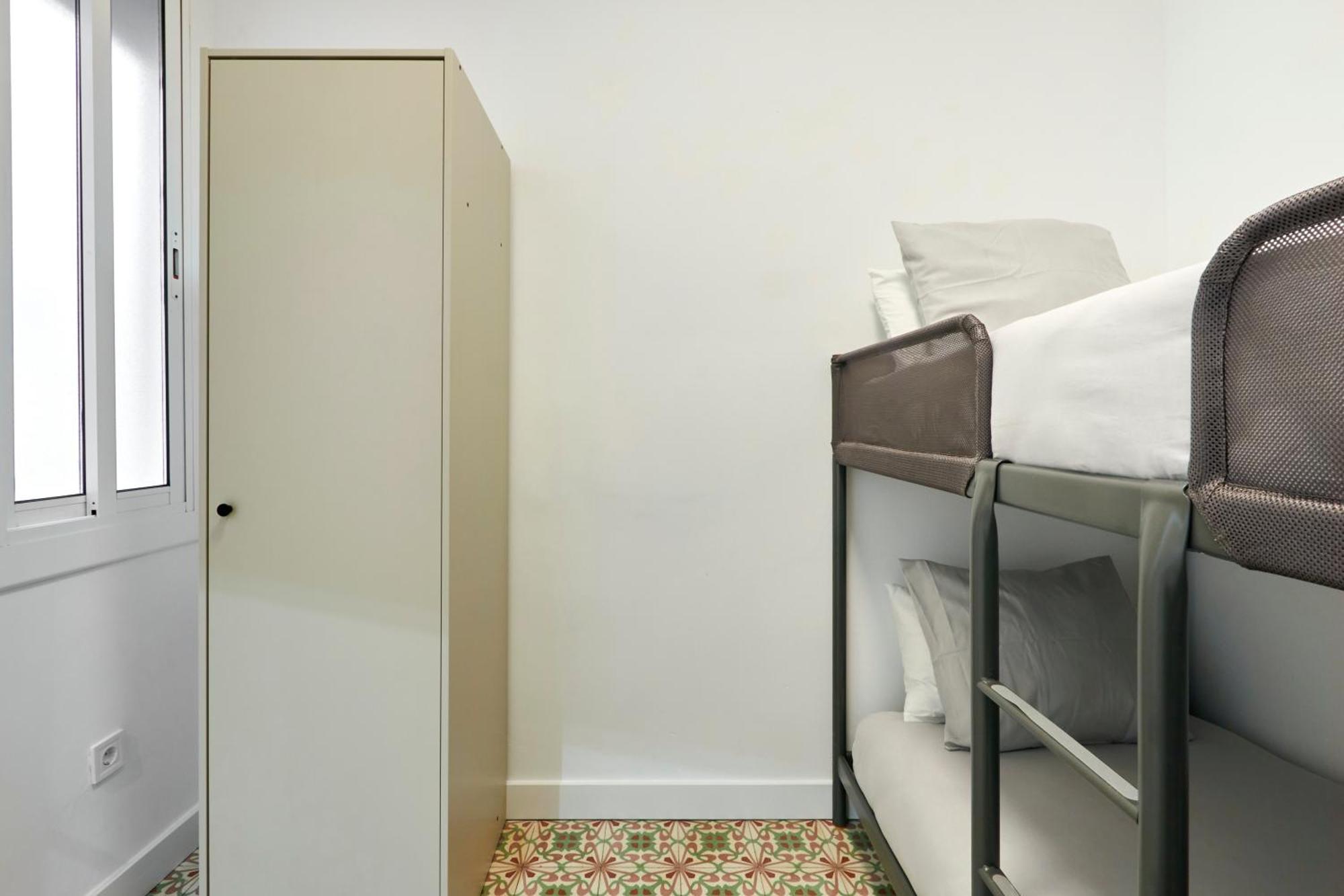 Comfortable Apartment Next To Apolo Theater Barcelona