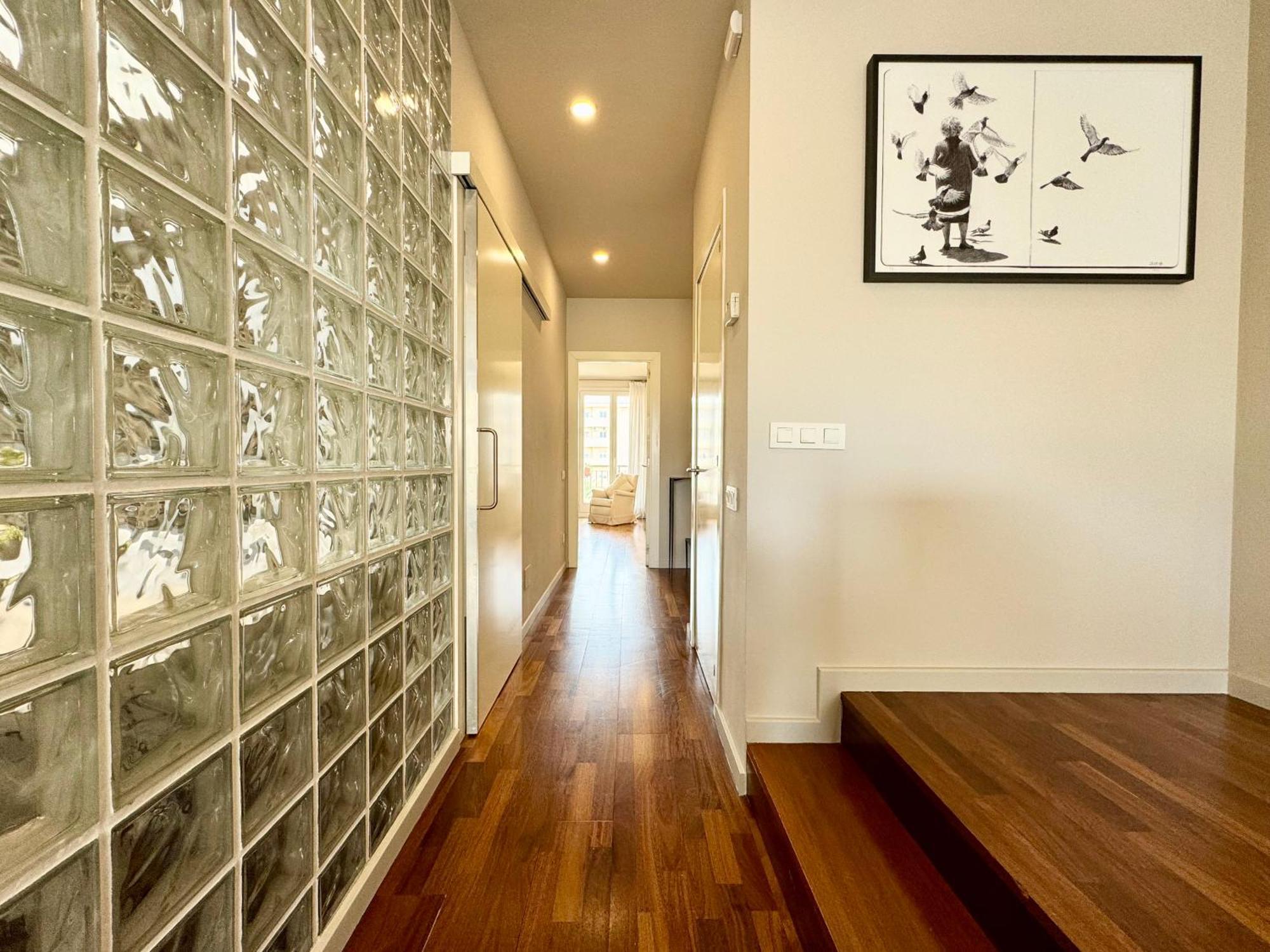 Modernist Gem Penthouse Appartement