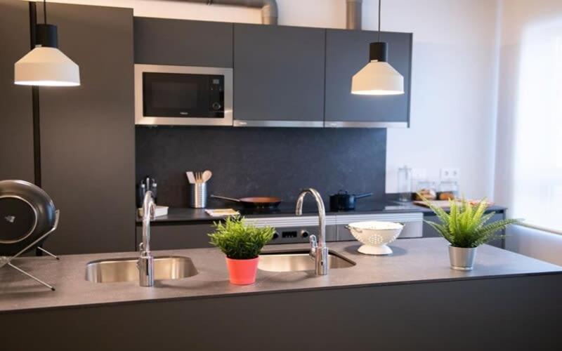 For Students Studying In Only - Stunning Spacious And Private At Pallars Student Barcelona