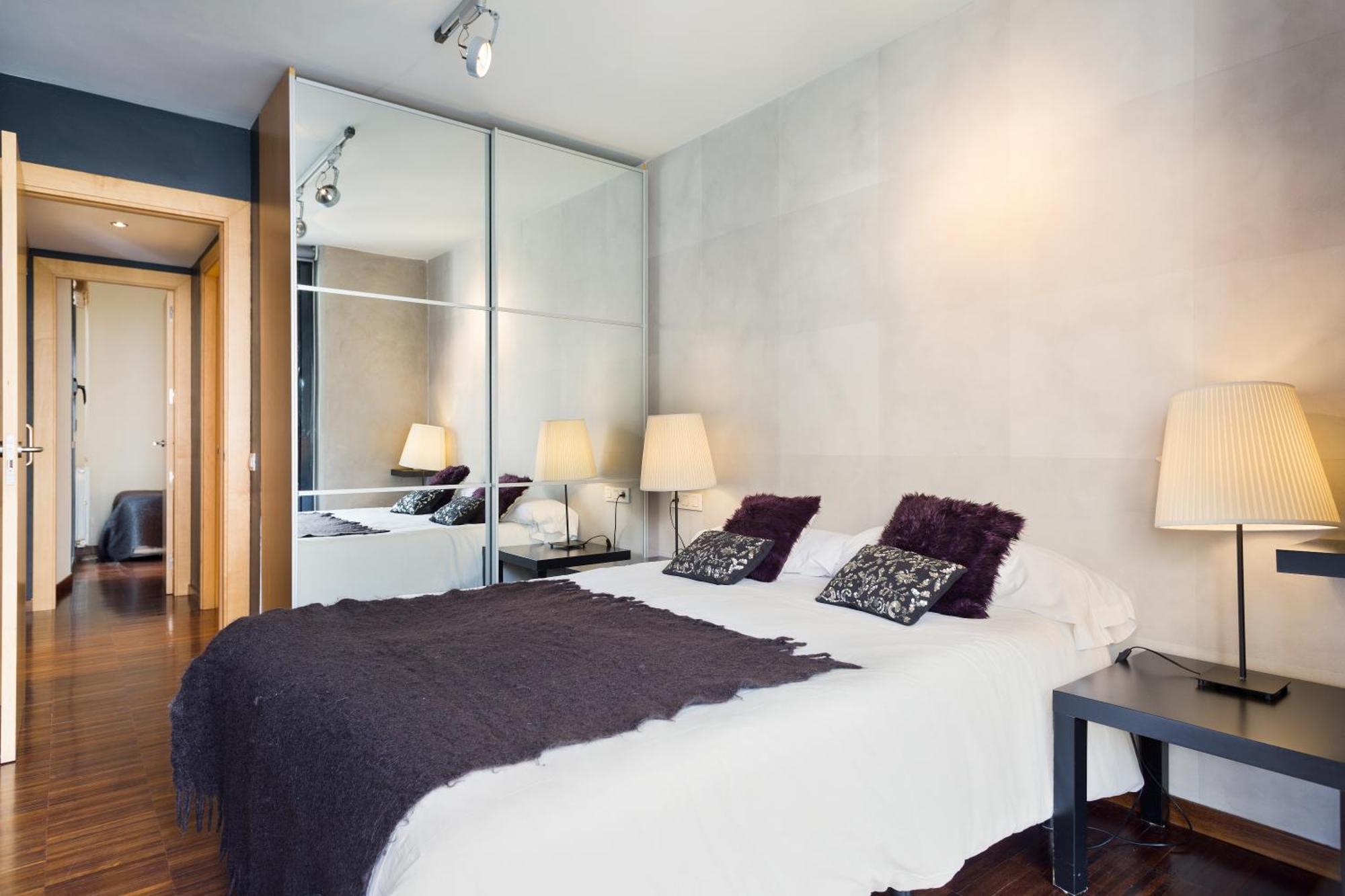 My Space Emirates - Executive With Private Balcony Barcelone