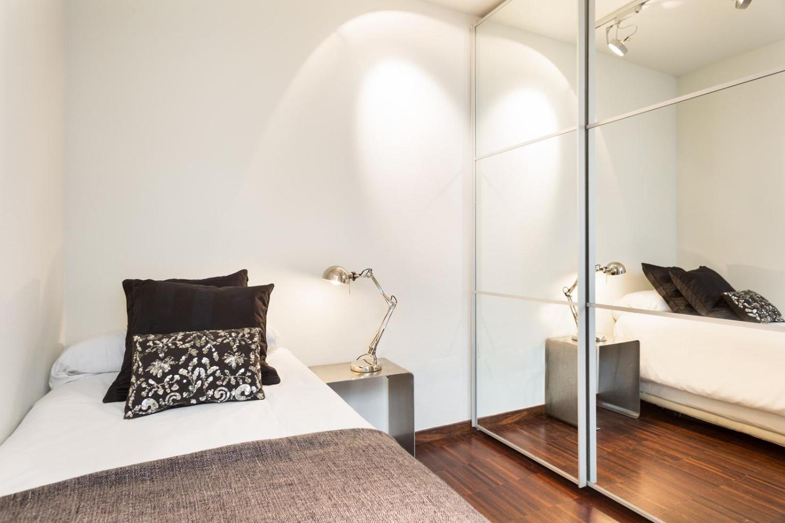 My Space Emirates - Executive With Private Balcony Barcelone