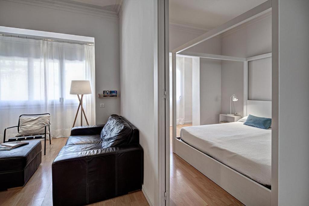 One Bedroom Center Apartment