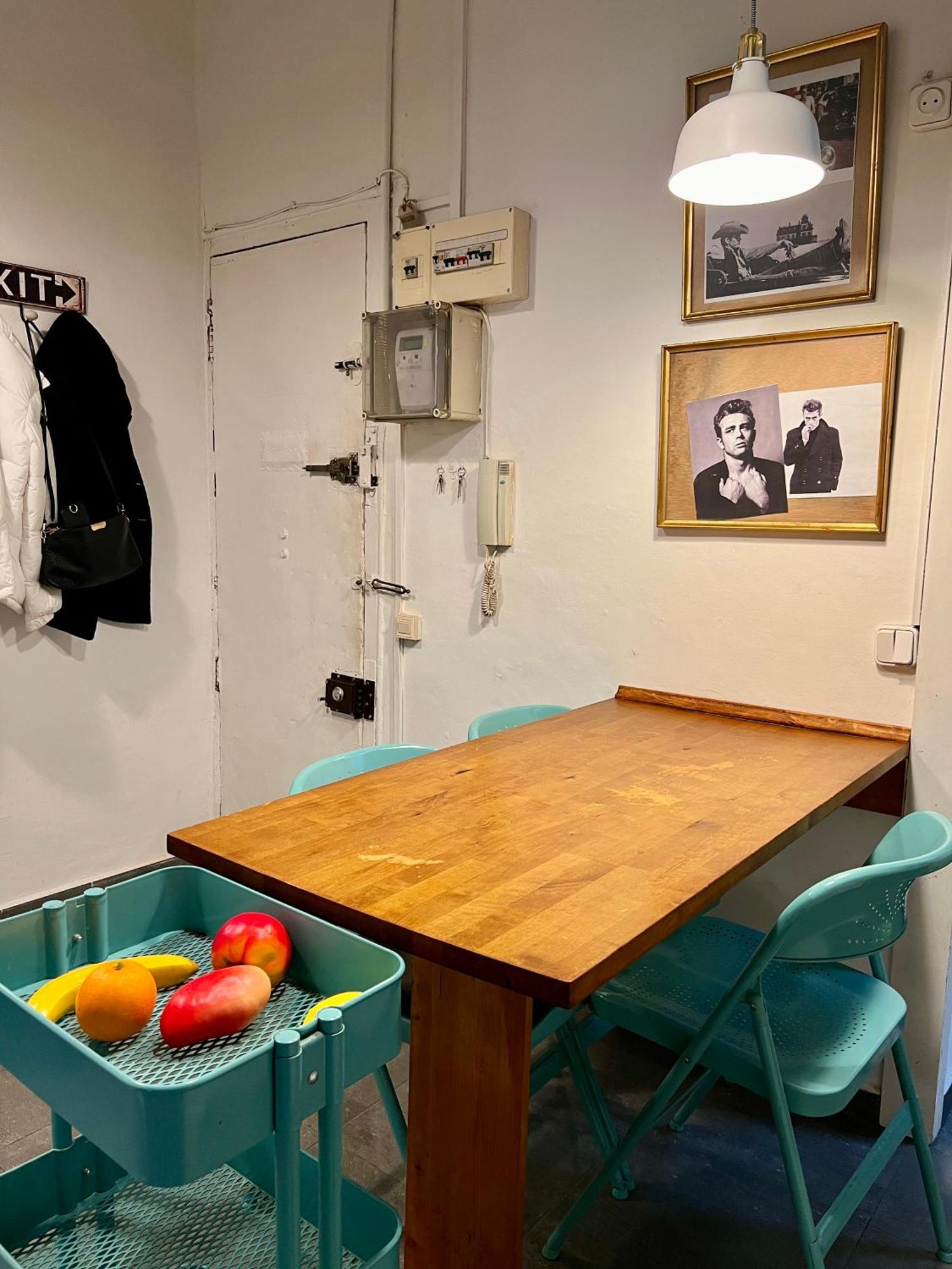 Bonito Apartamento En Raval Bcn Cerca De Todo Barcelone