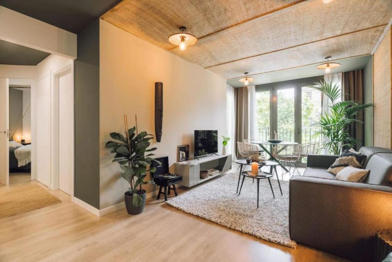 Tagbu - 2 Bedroom And Balcony In Eixample Dreta Appartement *