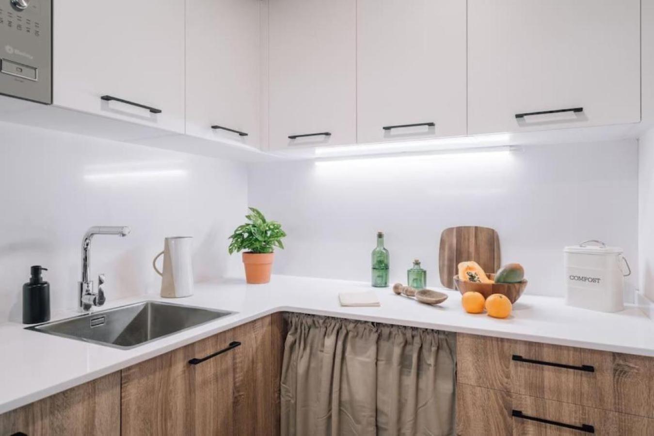Tagbu - 2 Bedroom And Balcony In Eixample Dreta Appartement