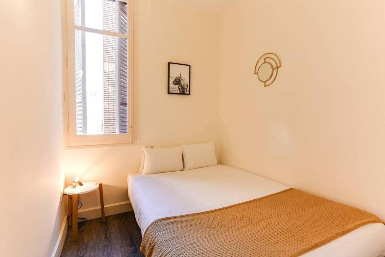 Stylish 2 Bdr In Trendy Gracia Barcelona