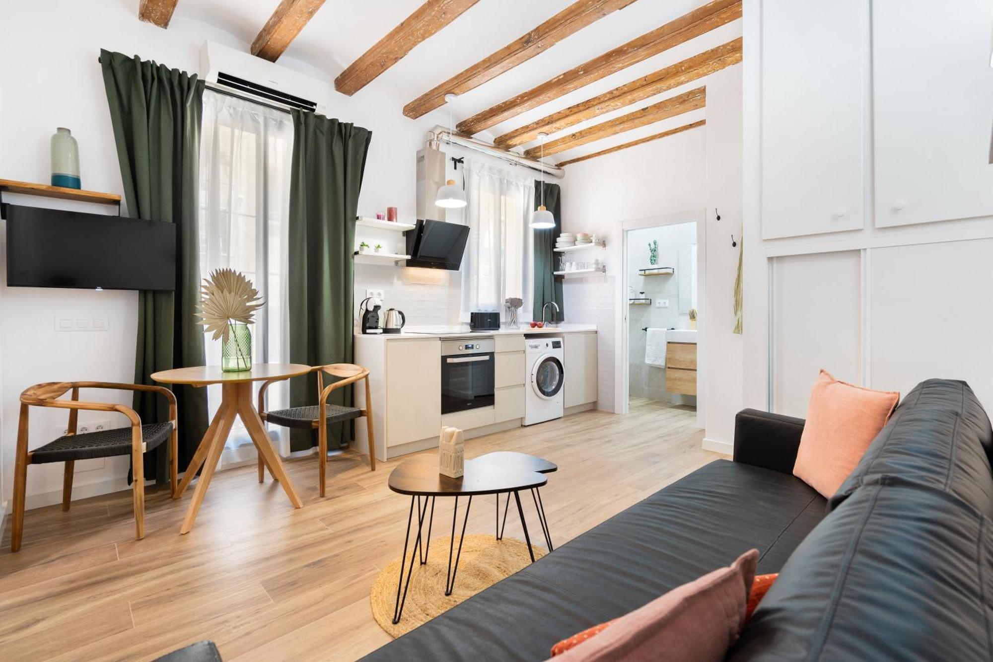Apartment Almirall 31 *