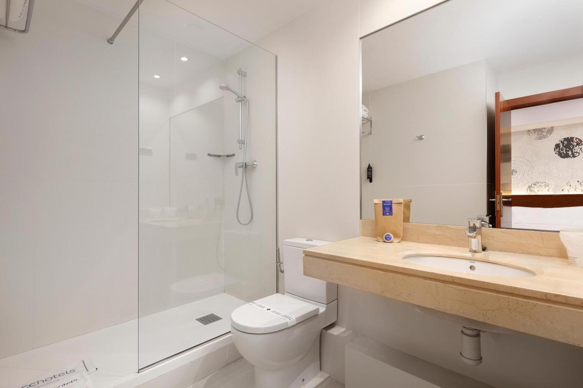Hotel Hcc Taber 3*