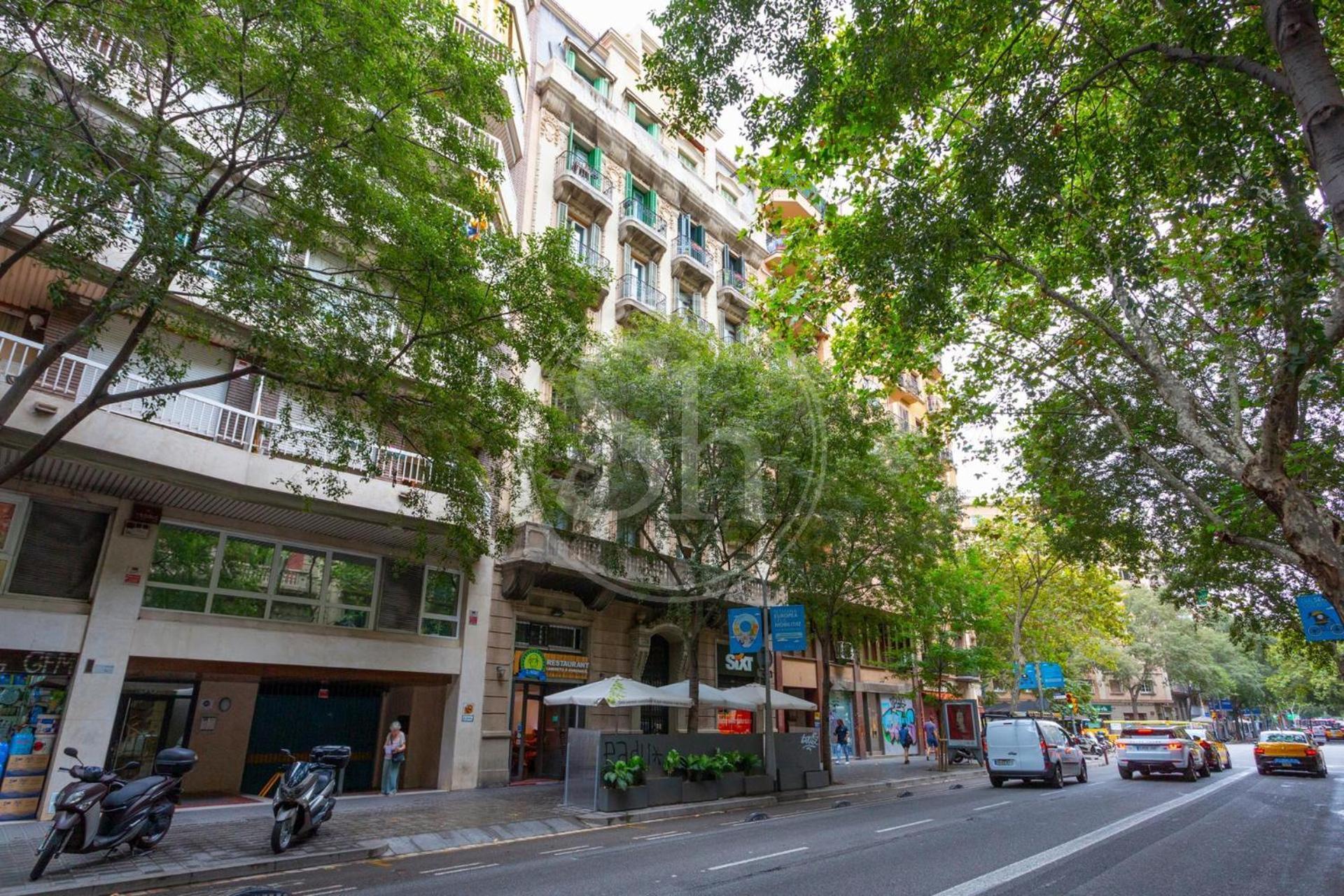Moderno Familiar En Eixample Barcelona