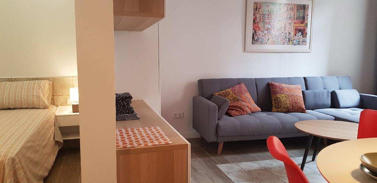 Sant Antoni 4 - Downtown Barcelona. Modern Appartement