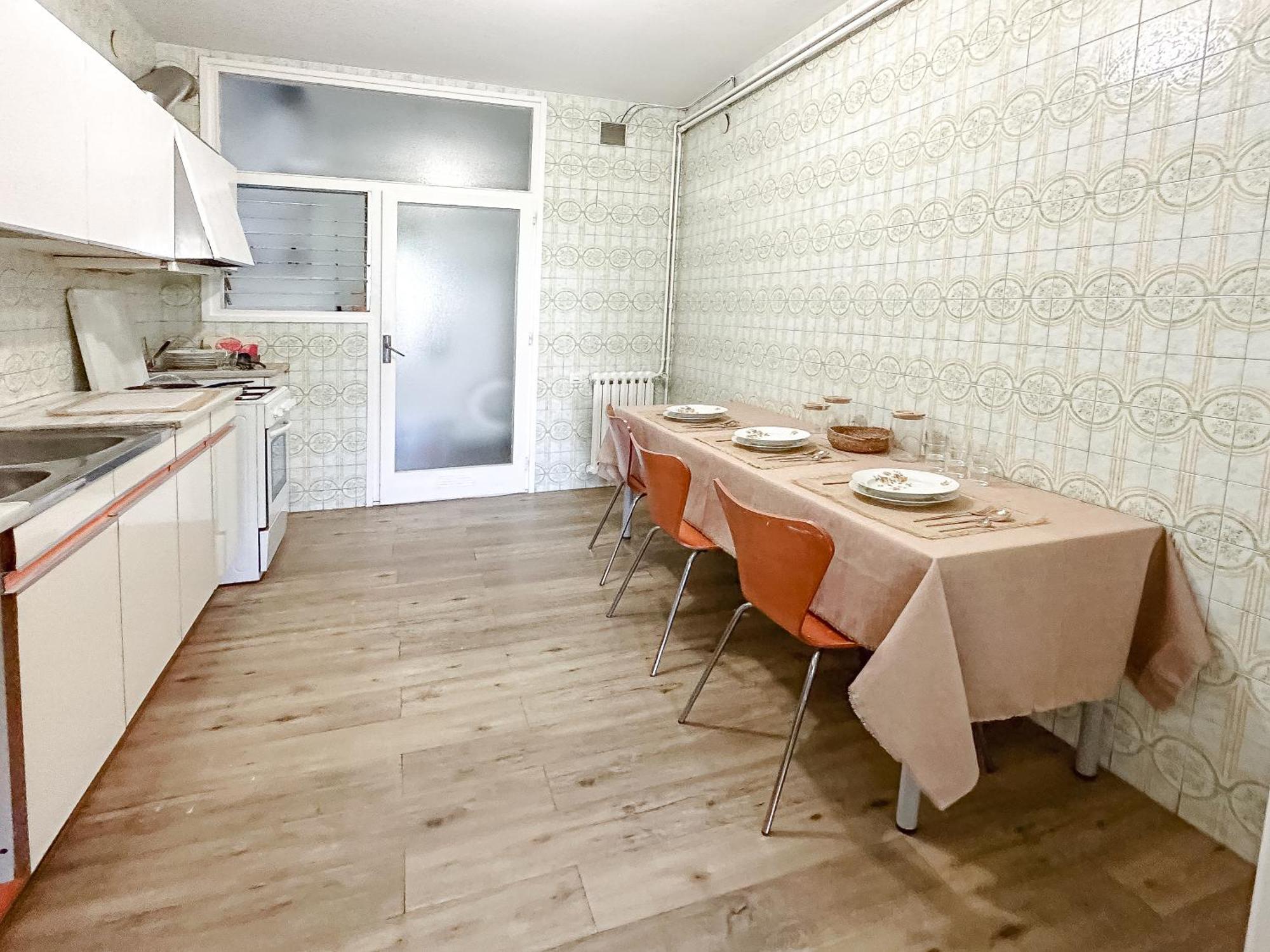 Appartement Lovely Rooms In Shared Apartment Gracia Neighborhood *