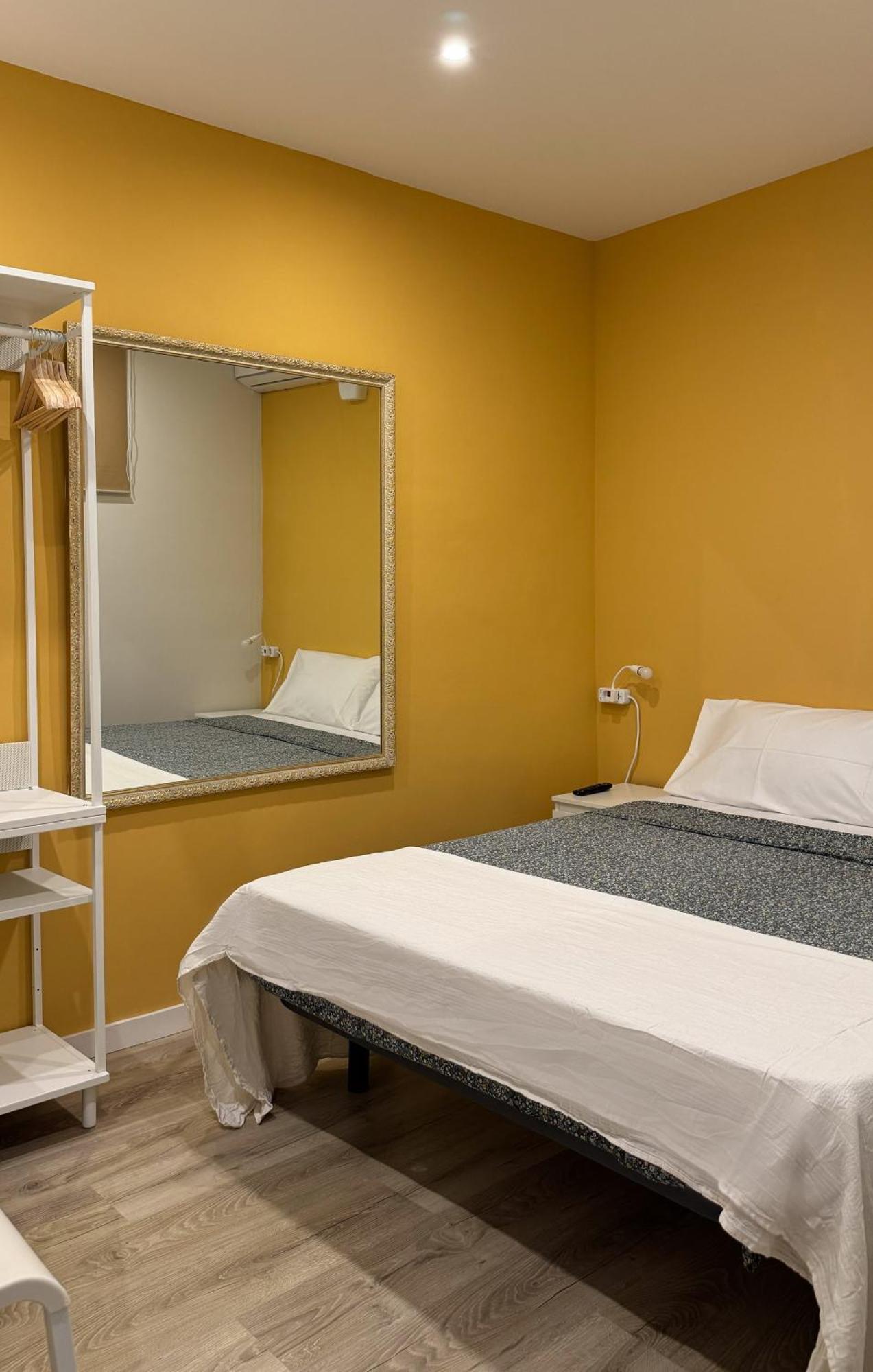 Oliveta Budget Guest house 2*