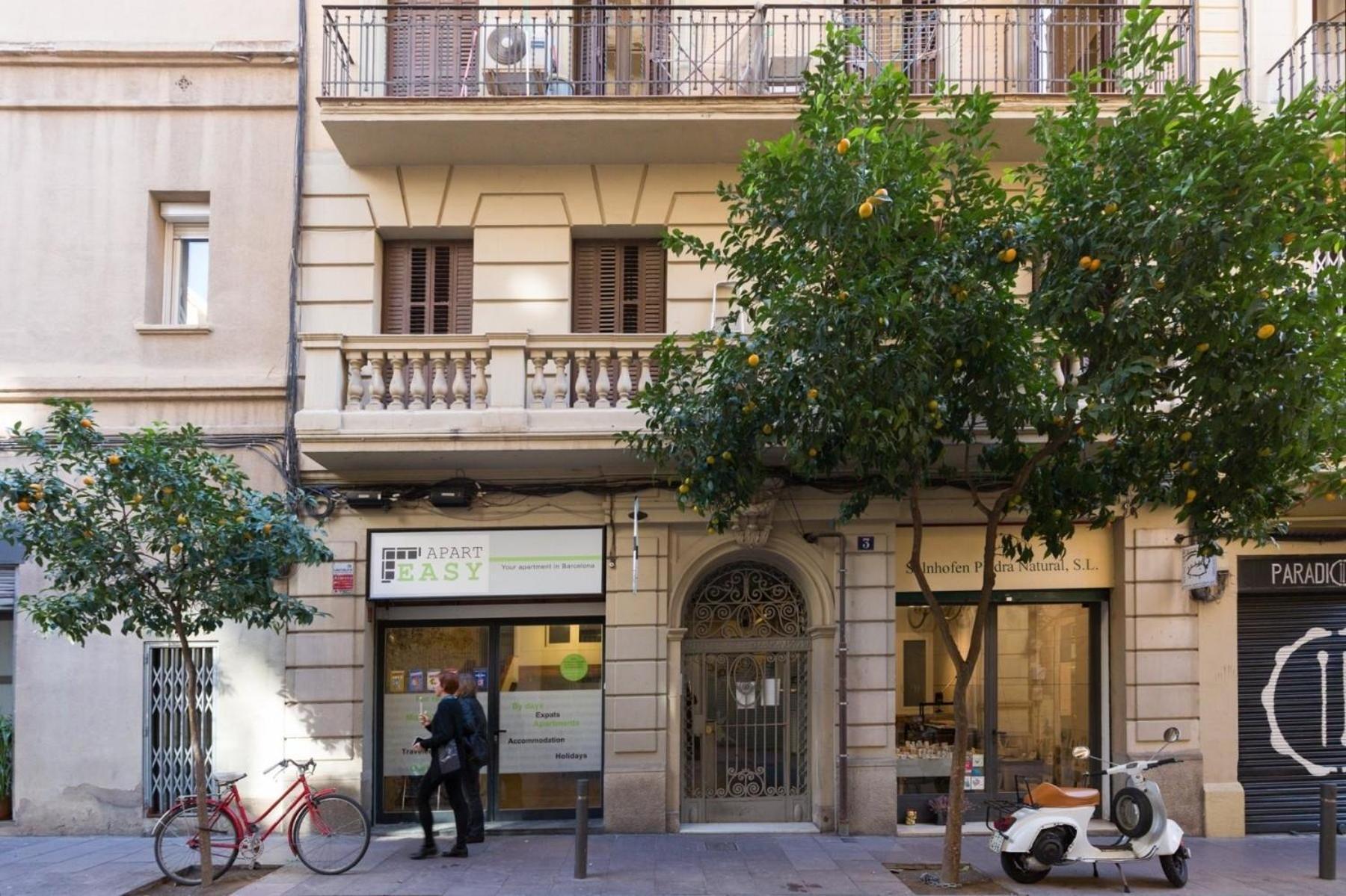 Appartement Fuer 3 Personen Ca 38 Qm In Barcelona-gracia, Costa Brava Costa Del Maresme Barcelone