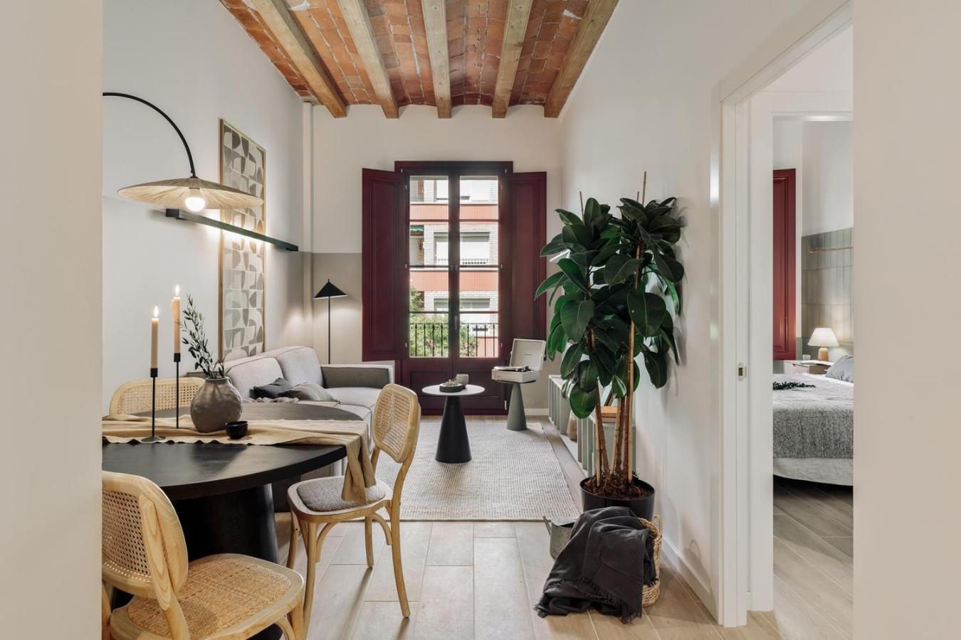 Castell - 2 Bedrooms And Balcony In Sant Antoni Appartement Barcelone