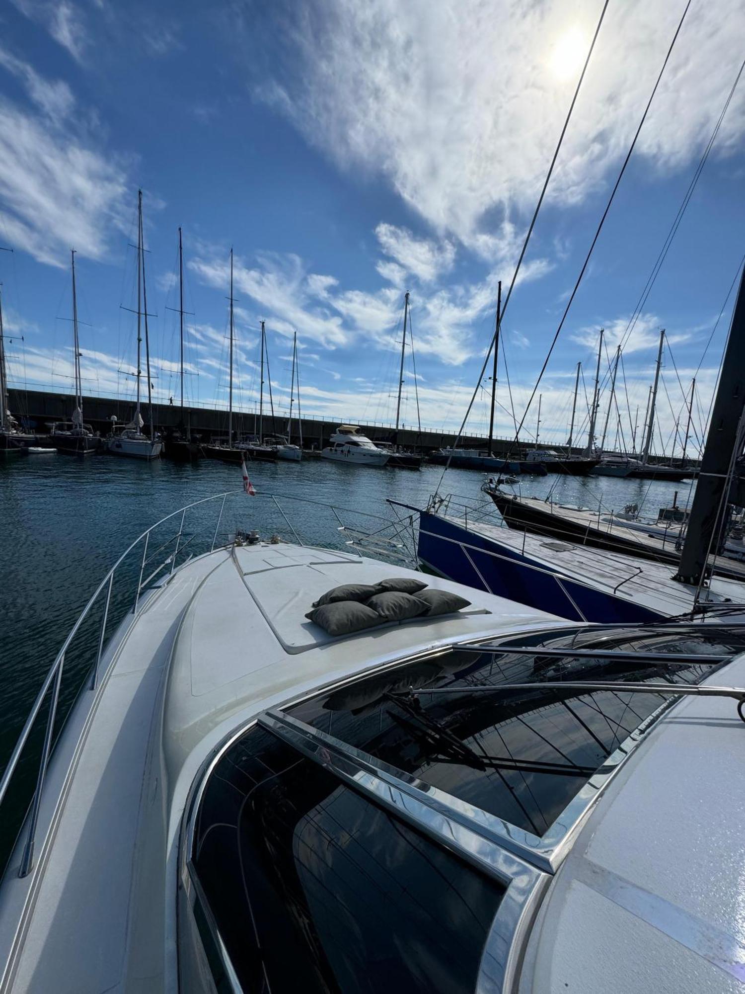 Yacht Sherte Bateau-hôtel