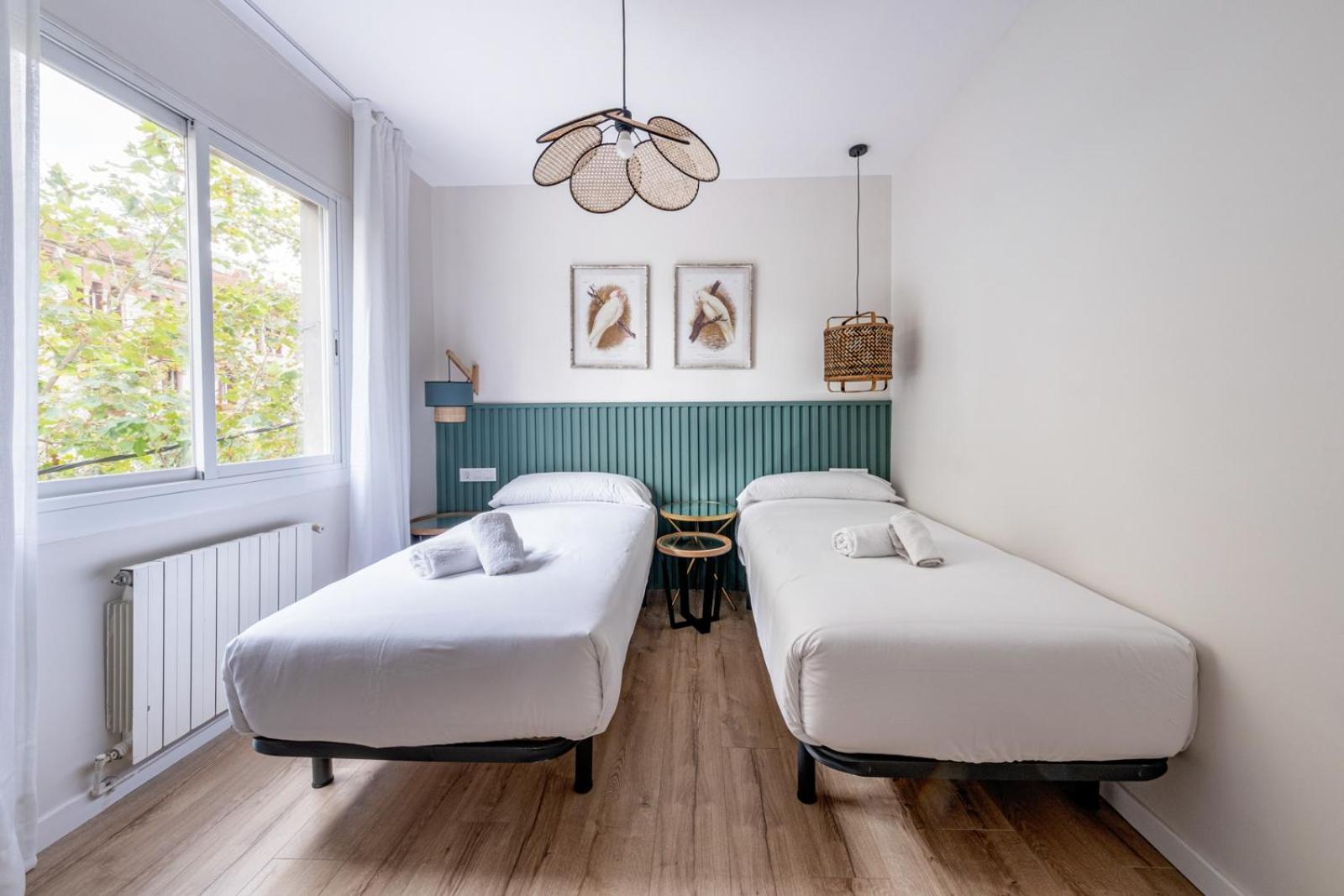 Bebarceloner Eixample Apartments- 4 Bedrooms Appartement Barcelona