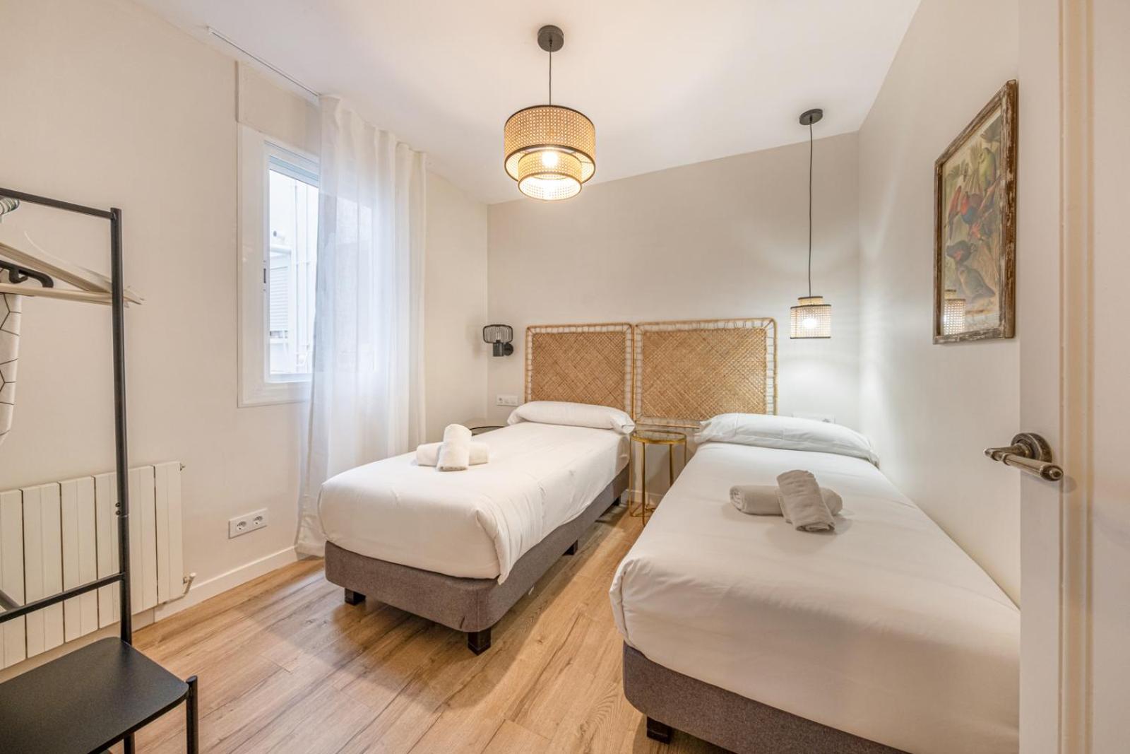 Bebarceloner Eixample Apartments- 4 Bedrooms Appartement Barcelona