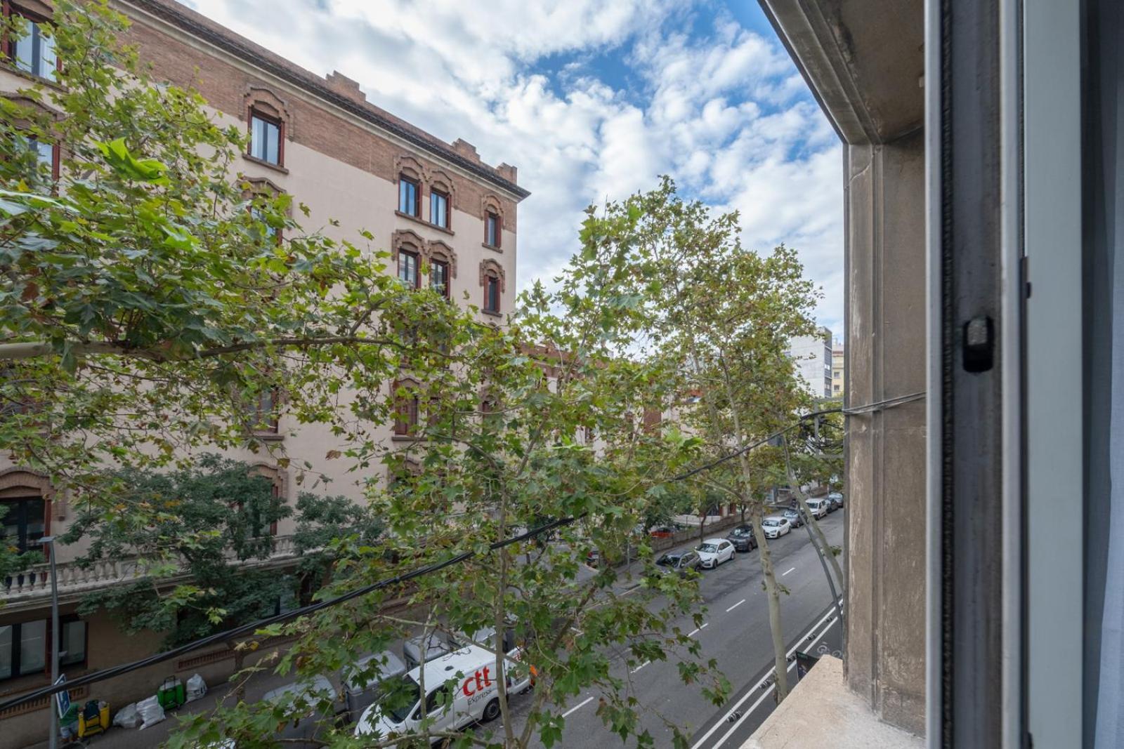 Bebarceloner Eixample Apartments- 4 Bedrooms Appartement Barcelona